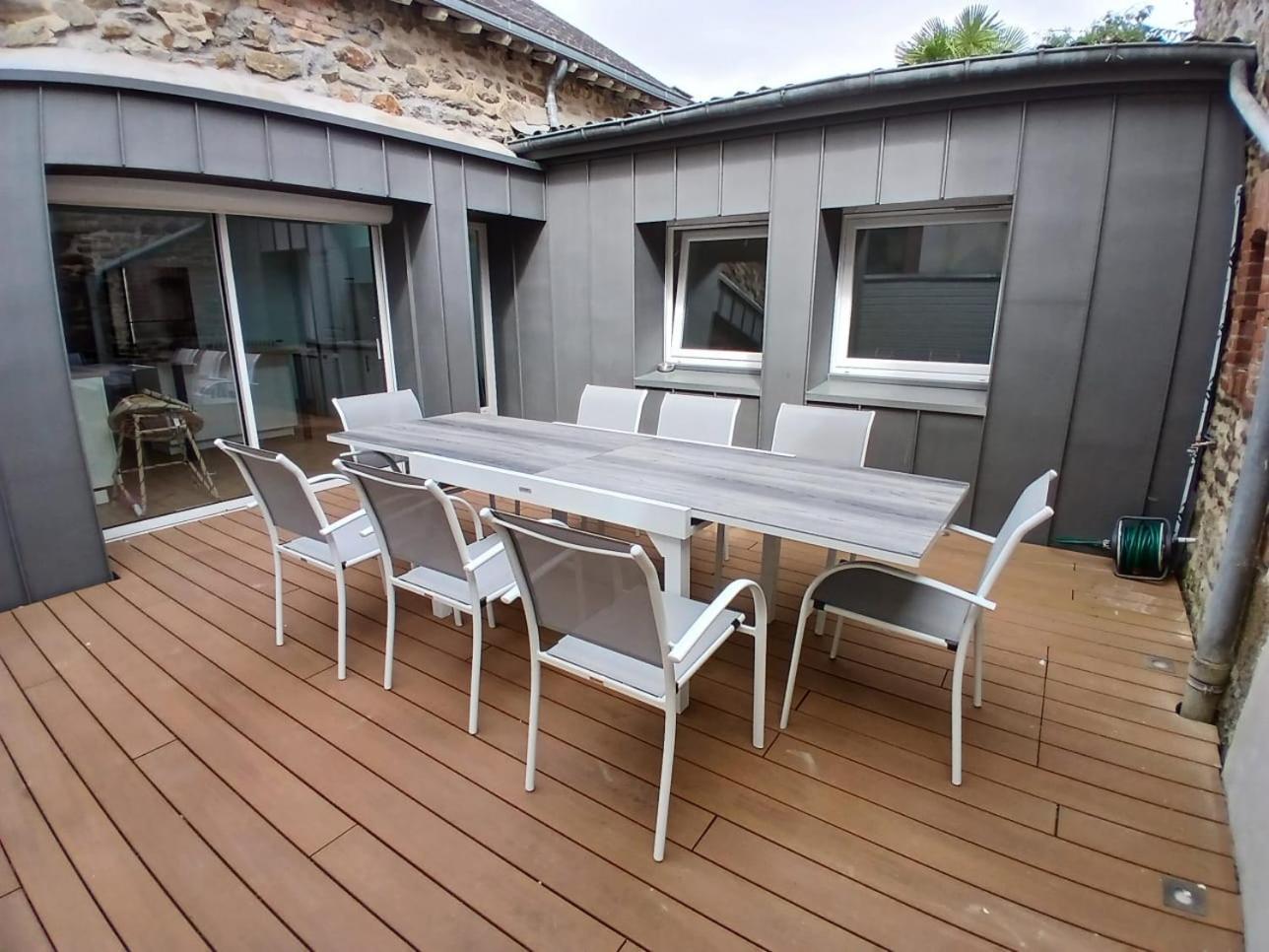 Appartement En Centre-Ville - Local Velos Disponible Mayenne Exterior foto