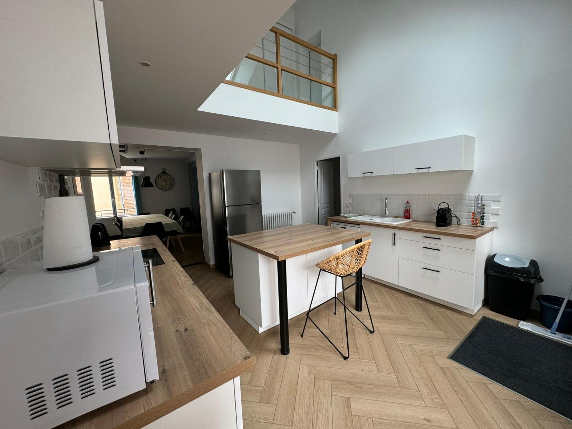 Appartement En Centre-Ville - Local Velos Disponible Mayenne Exterior foto